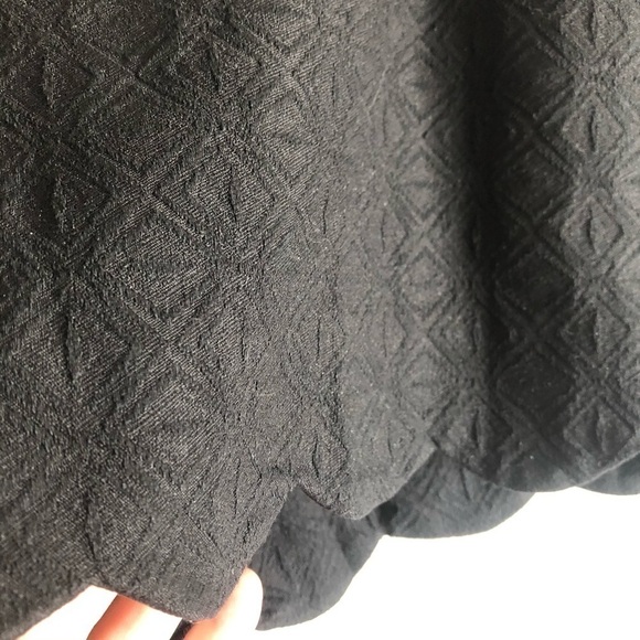 LOFT Scallop Jacquard Riviera Shorts Womens Black - Picture 8 of 12